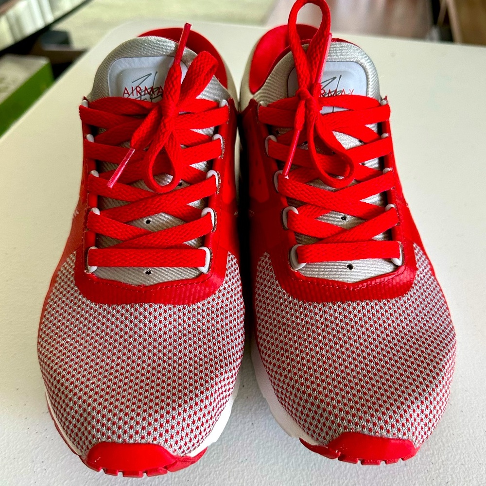 Nike Air Max - Picture 2 of 7